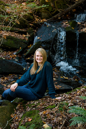 MikaylaFarnhumSenior2019-58