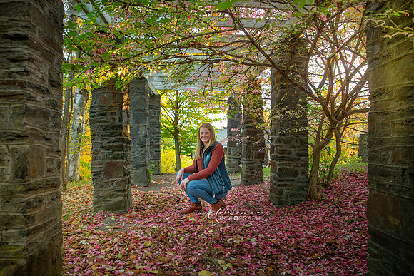 MikaylaFarnhumSenior2019-375